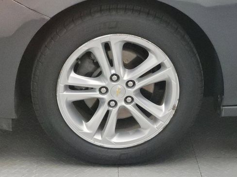 Used 2018 Chevrolet Cruze LT w/ Convenience Package image 31