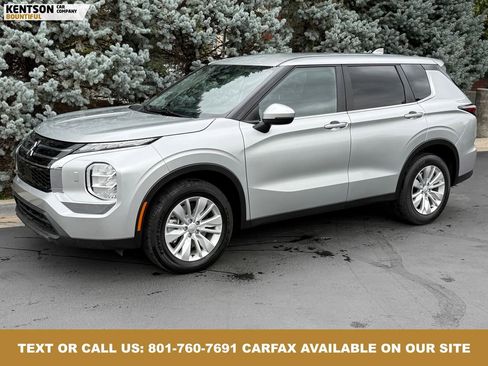 Used 2025 Mitsubishi Outlander ES image 1