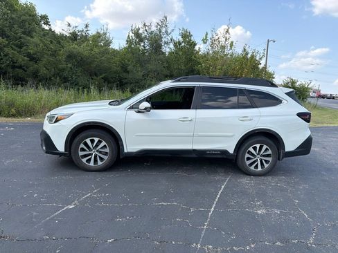 Used 2020 Subaru Outback Premium AWD/4WD image 4