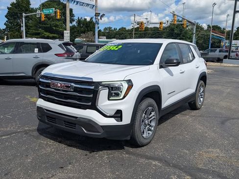 Used 2026 GMC Terrain Elevation FWD image 3