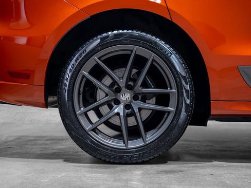 Used 2023 Porsche Macan T image 24