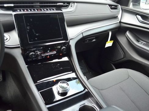 New 2026 Jeep Grand Cherokee Laredo X AWD/4WD image 20