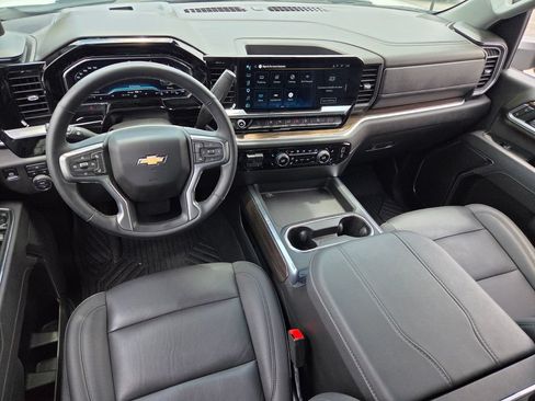 Used 2025 Chevrolet Silverado 2500 LT w/ All Star Edition AWD/4WD image 7