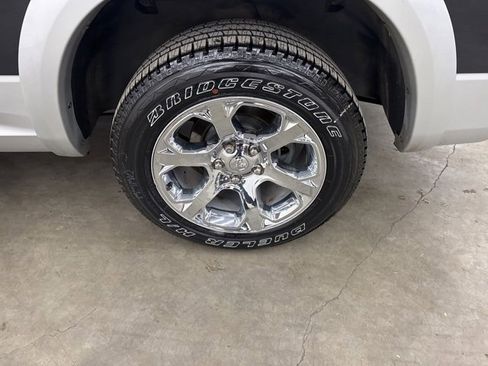 Used 2016 RAM 1500 Laramie w/ Convenience Group image 24