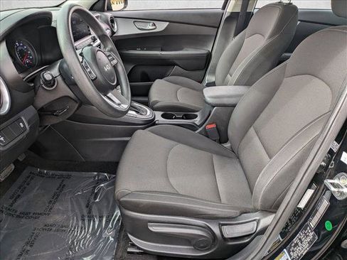Used 2023 Kia Forte LXS image 14