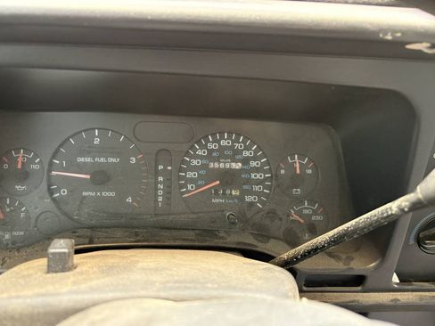 Used 1997 Dodge Ram 2500 Truck 2WD Club Cab image 9