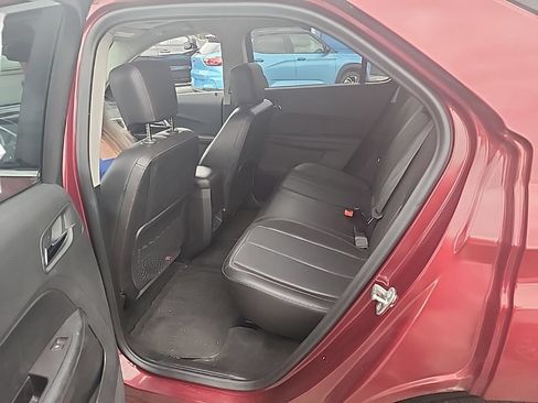 Used 2017 Chevrolet Equinox Premier w/ Enhanced Convenience Package AWD/4WD image 10