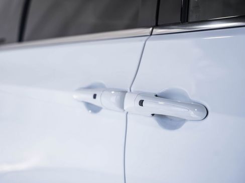 New 2026 Chrysler Pacifica Select image 10