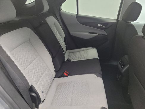 Used 2023 Chevrolet Equinox LT w/ Driver Convenience Package image 19