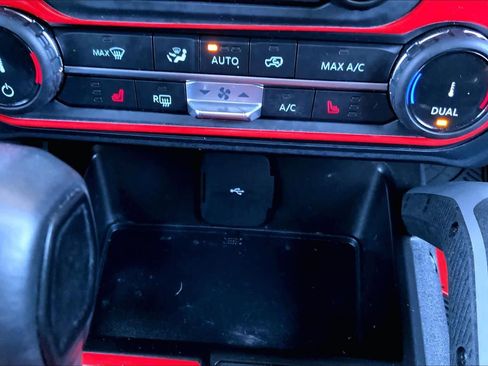 Used 2022 Ford Bronco Big Bend image 33