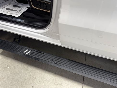 Used 2023 RAM 1500 Limited AWD/4WD image 16