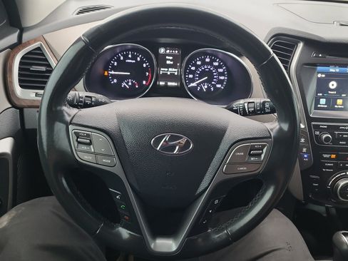 Used 2019 Hyundai Santa Fe XL SE w/ SE Premium Package 02 AWD/4WD image 16