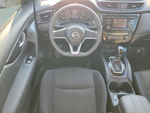 Certified 2017 Nissan Rogue SV w/ Midnight Edition image 12