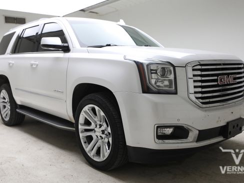 Used 2017 GMC Yukon SLT w/ Premium Edition RWD image 6
