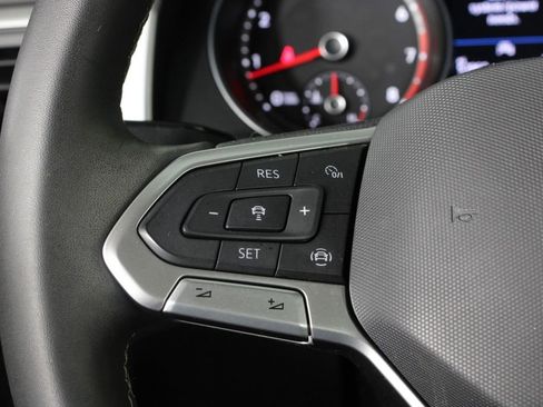 Used 2021 Volkswagen Atlas SE image 24