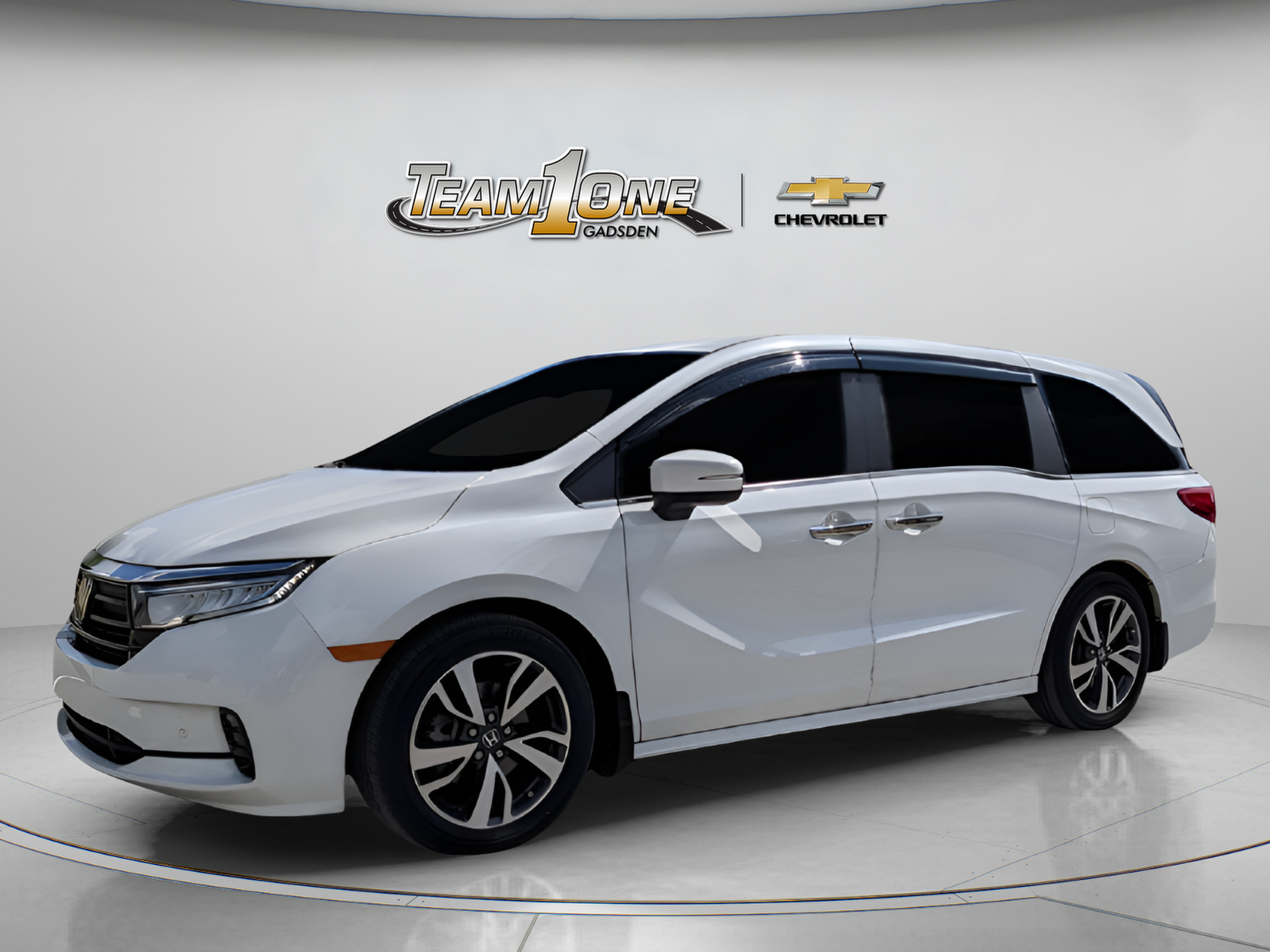 Used 2022 Honda Odyssey Touring image 2