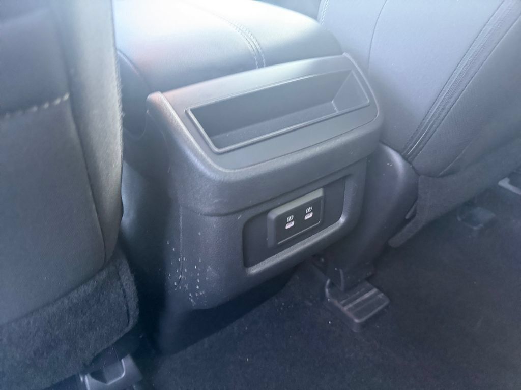 Used 2026 Nissan Pathfinder SV FWD image 16