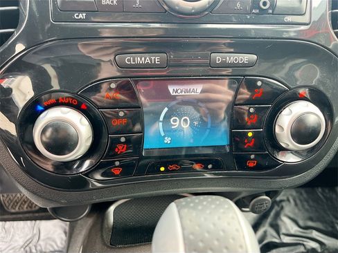 Used 2013 Nissan Juke SV image 14