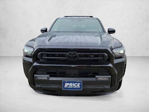 Used 2026 Toyota 4Runner SR5 AWD/4WD image 2