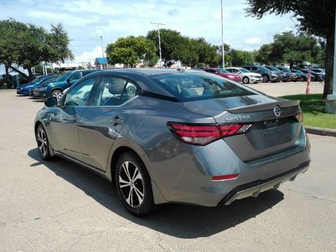 Used 2021 Nissan Sentra SV w/ Trunk Package FWD image 9