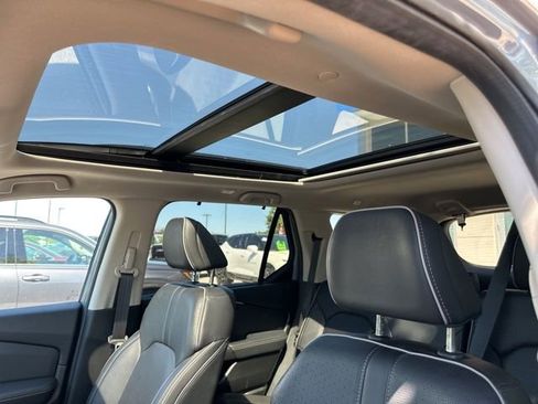Used 2024 Honda Pilot Elite image 9