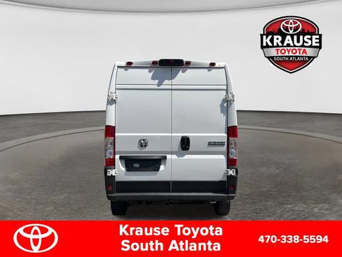 Used 2024 RAM ProMaster 2500 w/ Quick Order Package 22G SLT FWD image 7