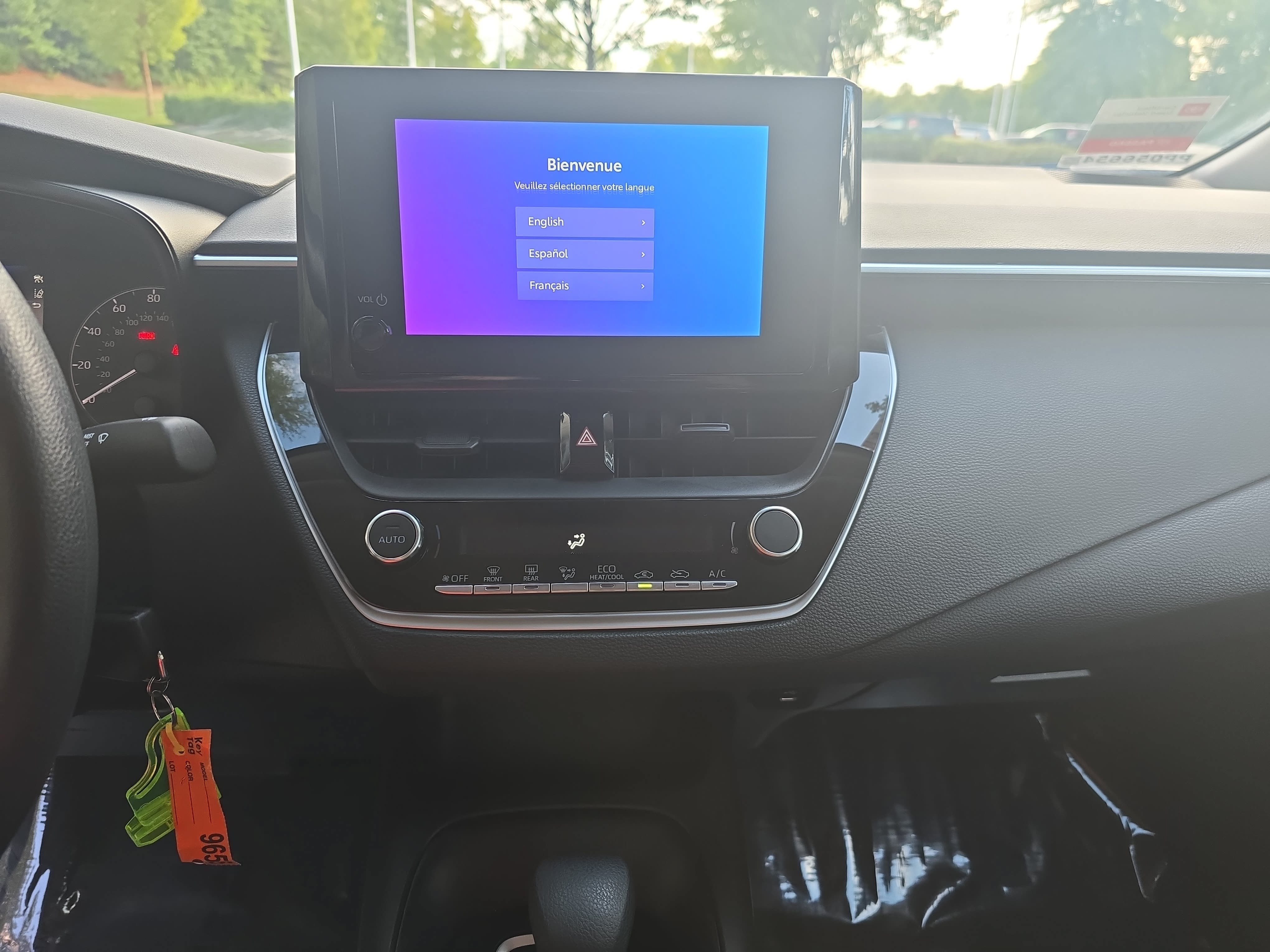 Used 2023 Toyota Corolla LE FWD image 19