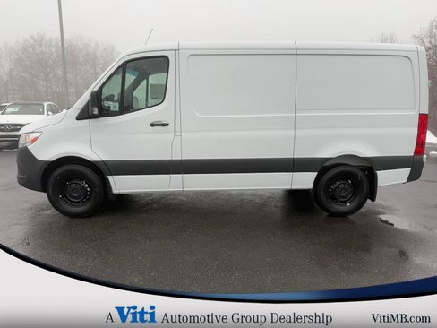 Used 2026 Mercedes-Benz Sprinter 2500 image 5