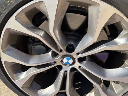 Used 2018 BMW X5 xDrive50i w/ M Sport Package image 27