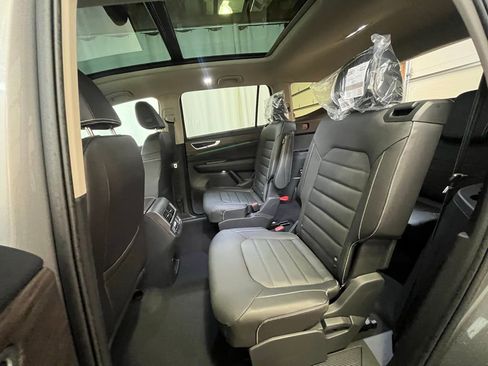 New 2026 Volkswagen Atlas SEL AWD/4WD image 22