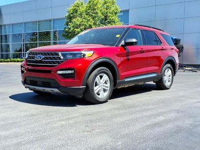 Certified 2023 Ford Explorer XLT w/ Equipment Group 202A