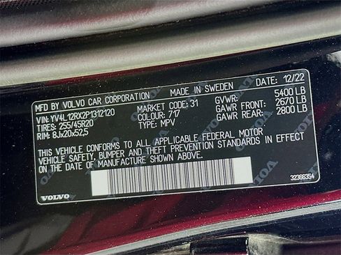 Used 2023 Volvo XC60 B5 Ultimate w/ Climate Package image 27