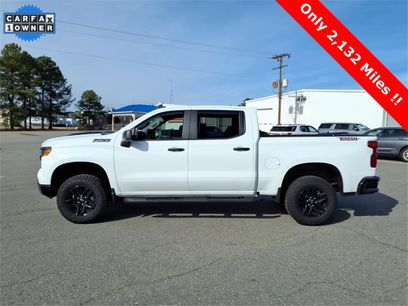 Used 2025 Chevrolet Silverado 1500 Custom Trail Boss w/ LPO, Dark Essentials Package