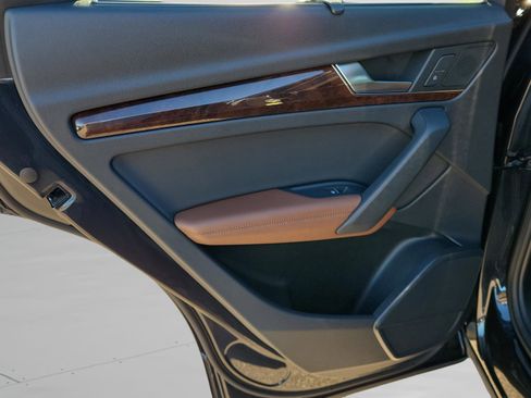 Used 2020 Audi Q5 Premium Plus w/ Premium Plus Package image 12