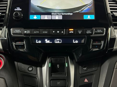 Used 2019 Honda Odyssey EX-L image 8