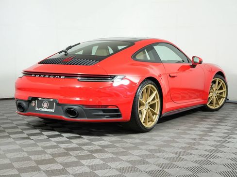 Certified 2024 Porsche 911 Carrera RWD image 7