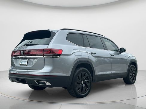 New 2026 Volkswagen Atlas SE image 5