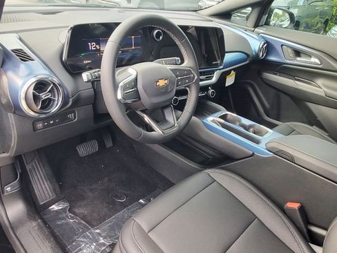 New 2026 Chevrolet Equinox EV LT image 11