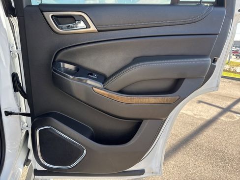 Used 2018 GMC Yukon Denali w/ Denali Ultimate Package image 18