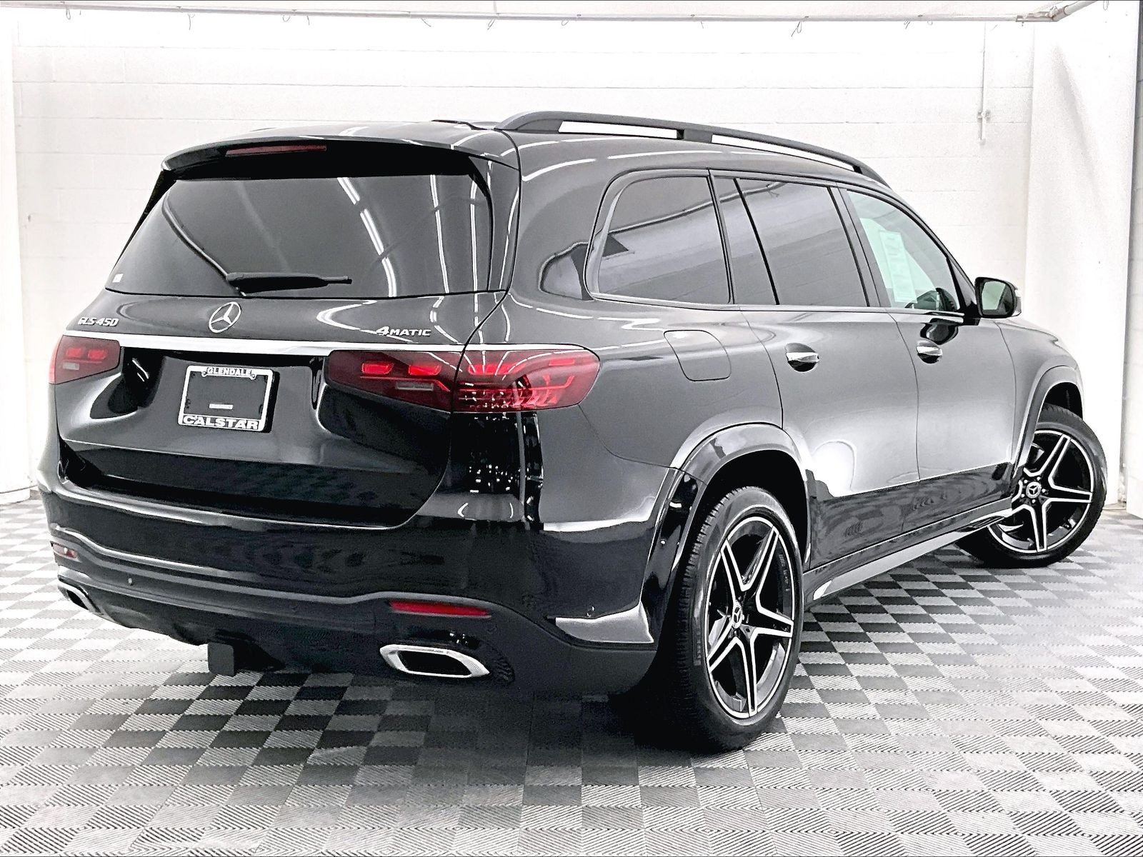 Certified 2024 Mercedes-Benz GLS 450 4MATIC image 11