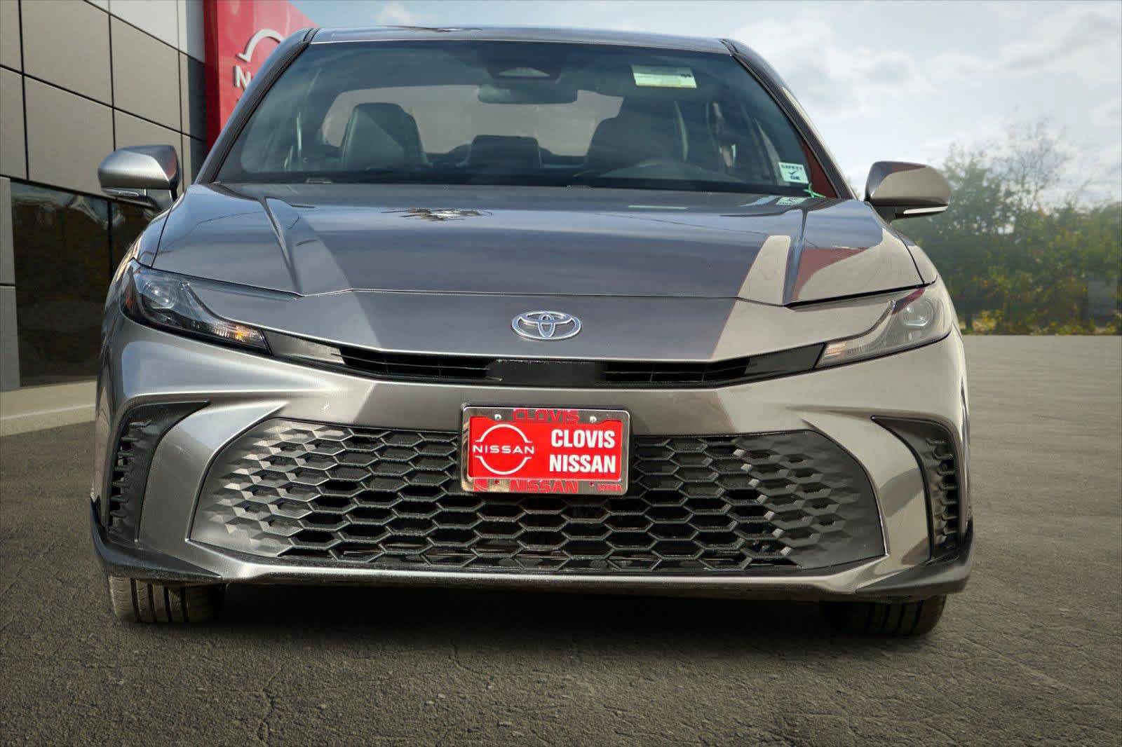 Used 2025 Toyota Camry SE FWD image 10