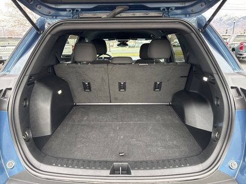 Used 2025 Chevrolet Equinox LT image 11