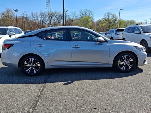 Used 2023 Nissan Sentra SV FWD image 4