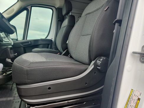 New 2026 RAM ProMaster 2500 w/ Convenience Group FWD image 11