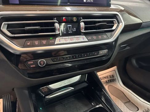 Used 2024 BMW X3 xDrive30i image 10