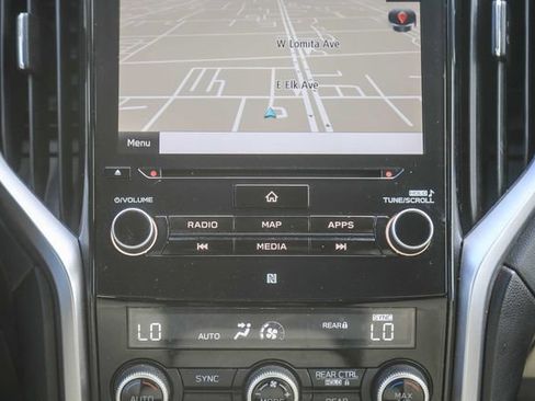 Used 2022 Subaru Ascent Limited w/ Technology Package image 15