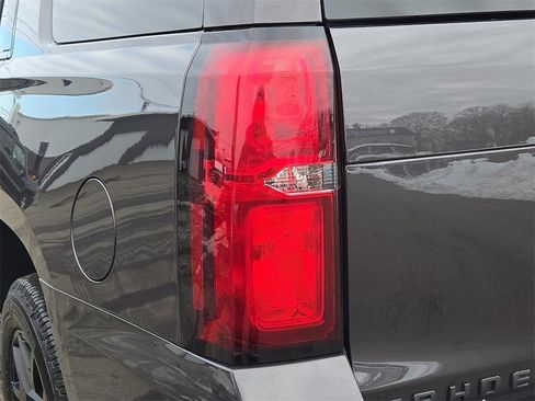 Used 2017 Chevrolet Tahoe Premier image 10