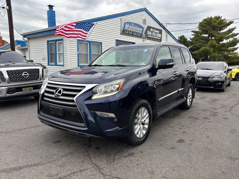 Used 2017 Lexus GX 460 image 19