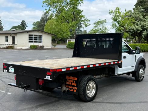 Used 2017 Ford F550 2WD Regular Cab Super Duty image 6