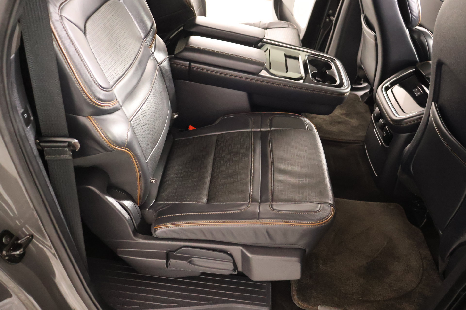 Used 2022 Lincoln Navigator L Black Label AWD/4WD image 16